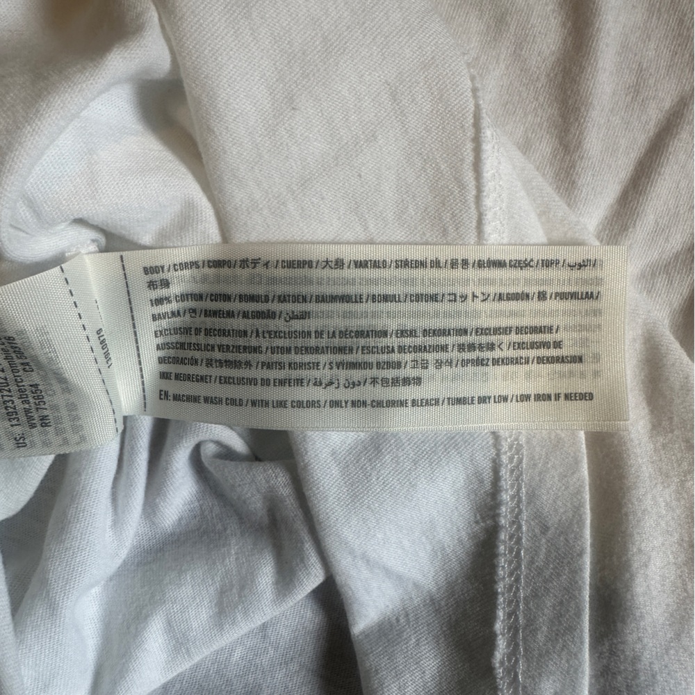 Abercrombie & Fitch Knotted Crew Neck Tee - Picture 4 of 4